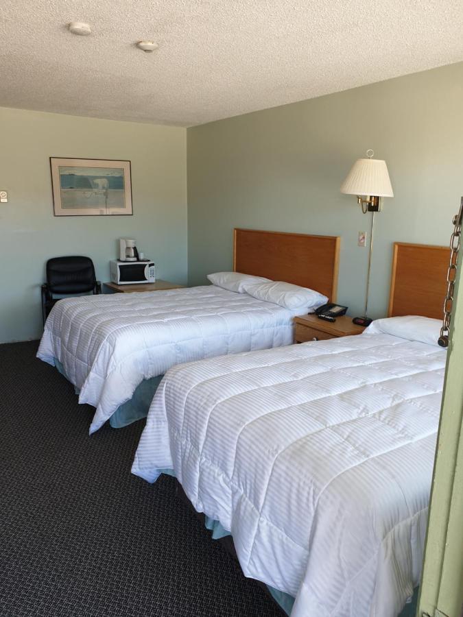Chimo Motel Cochrane Exterior photo